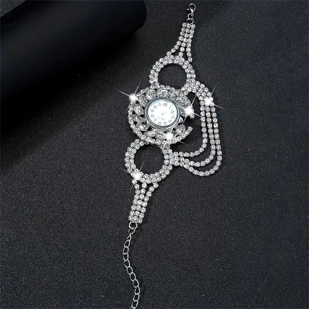 Women’s Sparkling Round Quartz Bracelet Watch – Gold or Silver