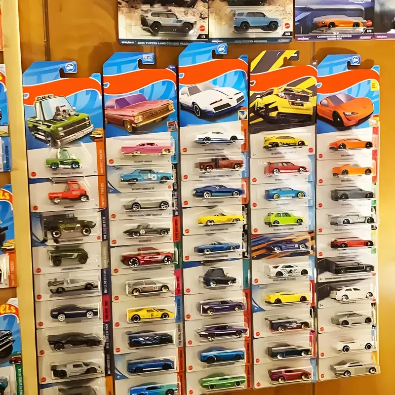 Wall-Mounted Diecast Car Display Organizer – 3, 5 or 10 Pieces