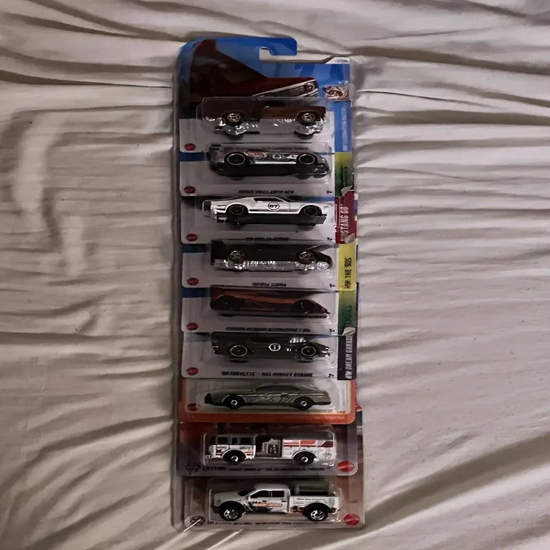 Wall-Mounted Diecast Car Display Organizer – 3, 5 or 10 Pieces