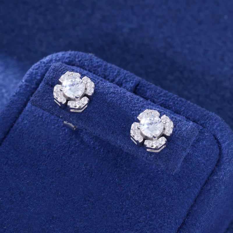 925 Sterling Silver Moissanite Stud Earrings | Round & Clover Styles