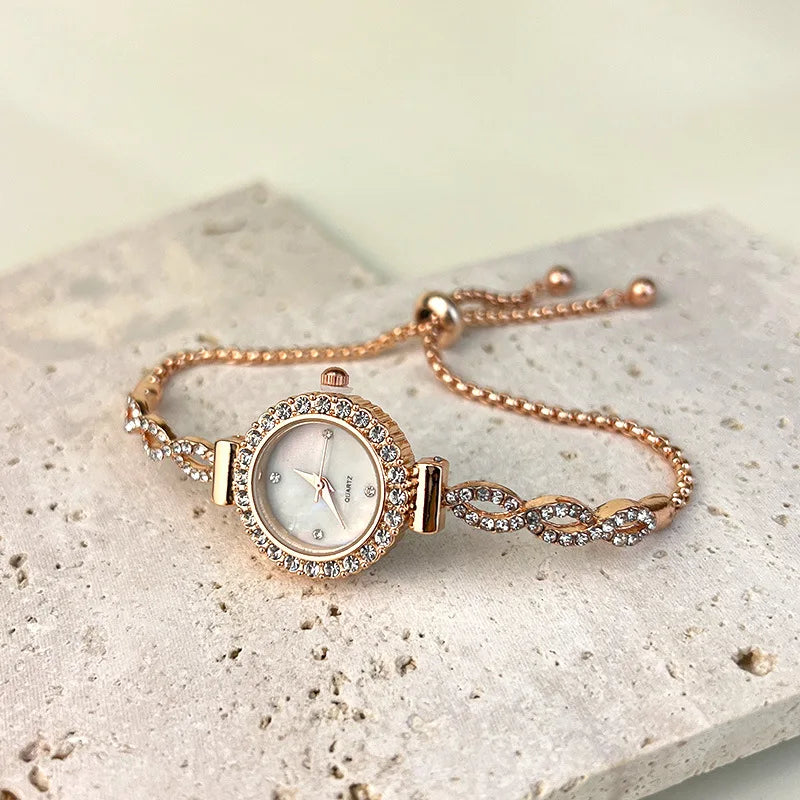 Women's Infinity-Link Quartz Bracelet Watch