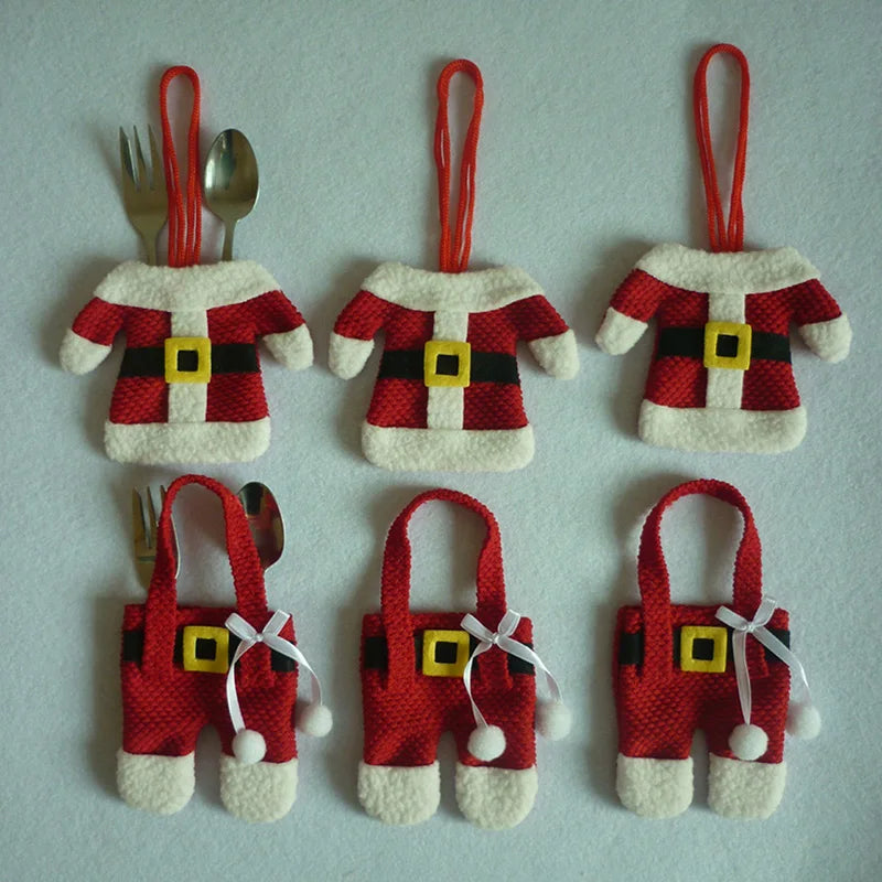 Santa Suit Christmas Cutlery Holders – 6 Pieces