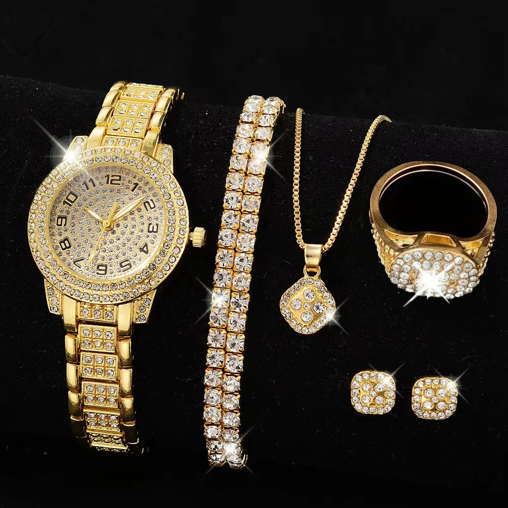 Round Roman Numeral Quartz Bracelet Watch